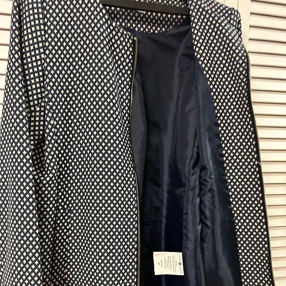 Cache-c-Cache Typical French Jacket: Size 40 /M - Picture 12 of 13